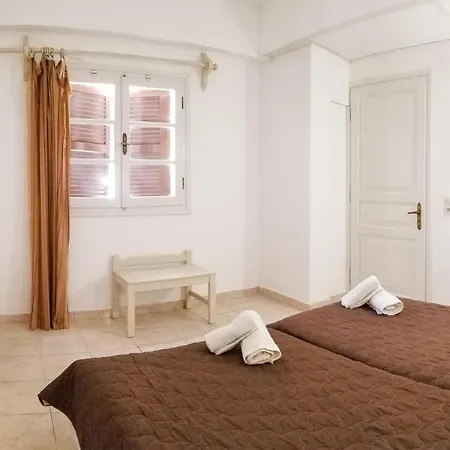 アパートホテル Mirabello